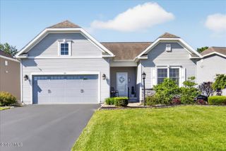 59 Somerset Drive, Halfmoon, NY 12118