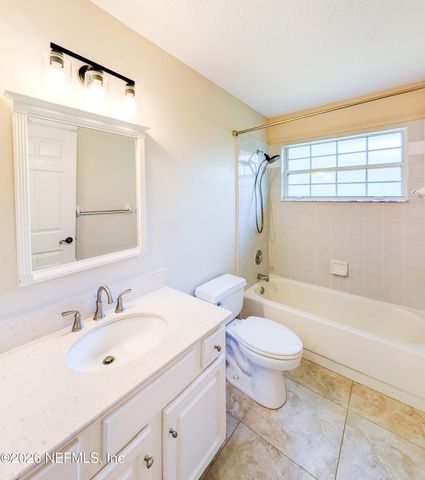 1672 BLUE HERON Lane, Jacksonville Beach, FL 32250