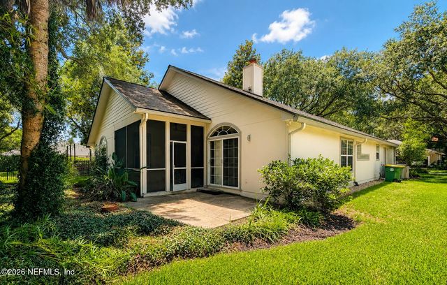 1672 BLUE HERON Lane, Jacksonville Beach, FL 32250