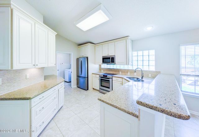 1672 BLUE HERON Lane, Jacksonville Beach, FL 32250