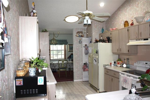 18 BRISTOL DRIVE, Palm Coast, FL 32137