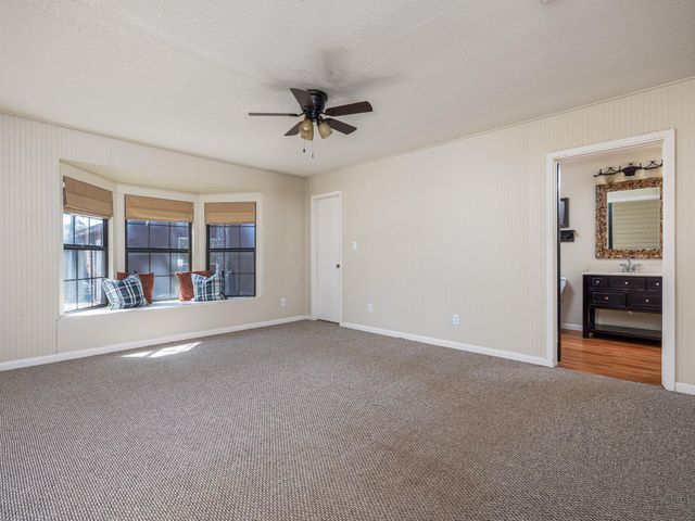 1949 County Road 347 LOOP, Gause, TX 77857