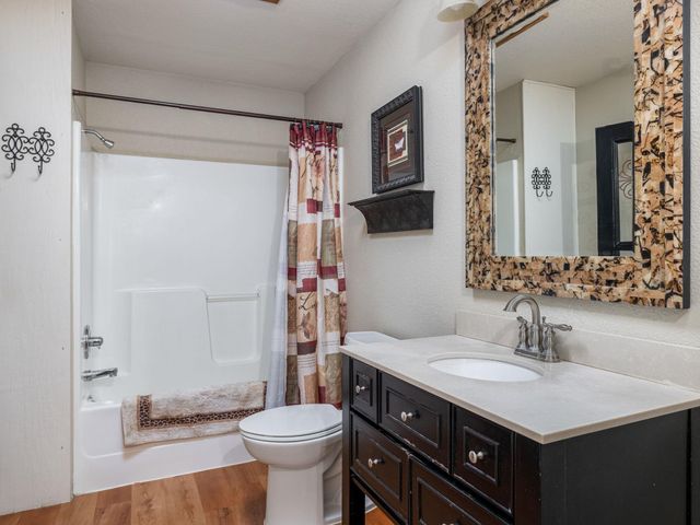 1949 County Road 347 LOOP, Gause, TX 77857