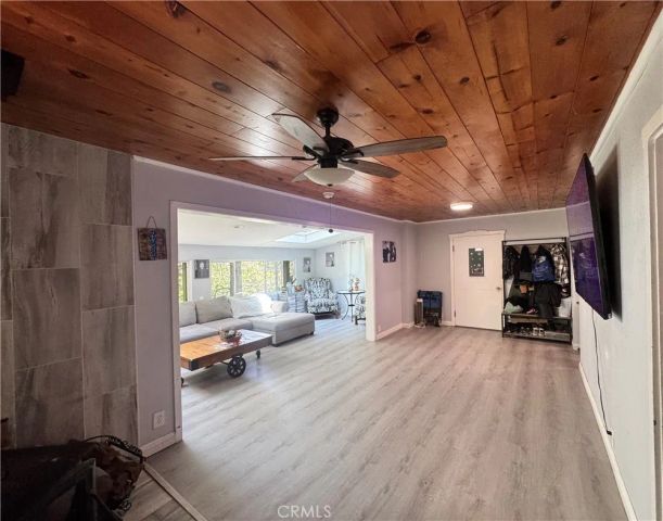 23869 Wildwood, Crestline, CA 92325