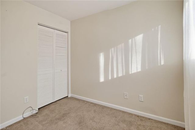 152 Jenness Ln Apt H, Newport News, VA 23602