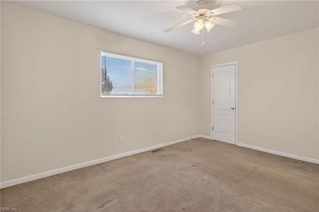 152 Jenness Ln Apt H, Newport News, VA 23602