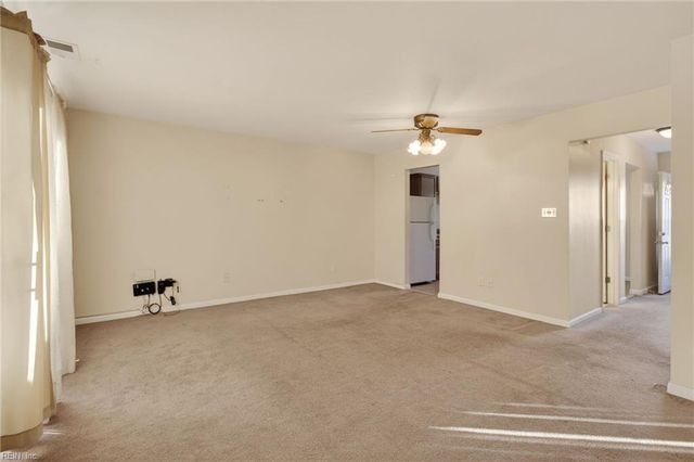 152 Jenness Ln Apt H, Newport News, VA 23602