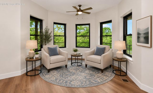 1 Top Lane, Lampe, MO 65681