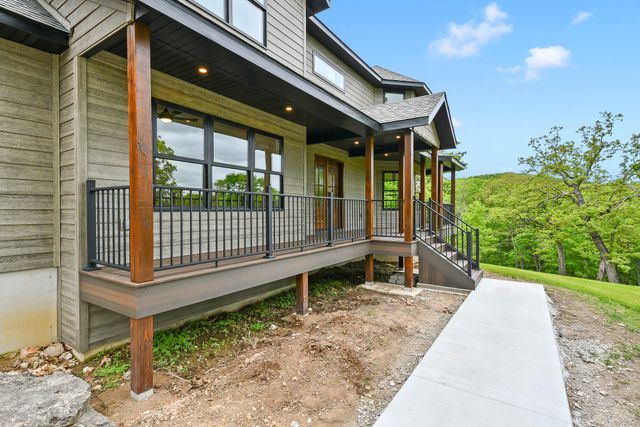 1 Top Lane, Lampe, MO 65681