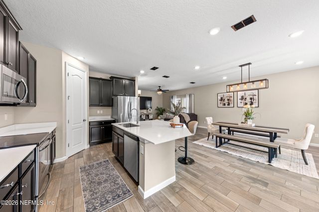 2678 CAROLINE HILLS Drive, Jacksonville, FL 32225