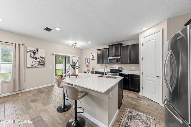 2678 CAROLINE HILLS Drive, Jacksonville, FL 32225