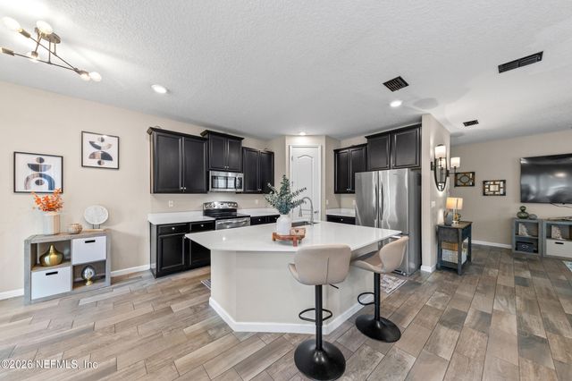 2678 CAROLINE HILLS Drive, Jacksonville, FL 32225