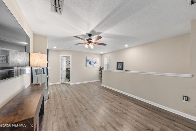 2678 CAROLINE HILLS Drive, Jacksonville, FL 32225