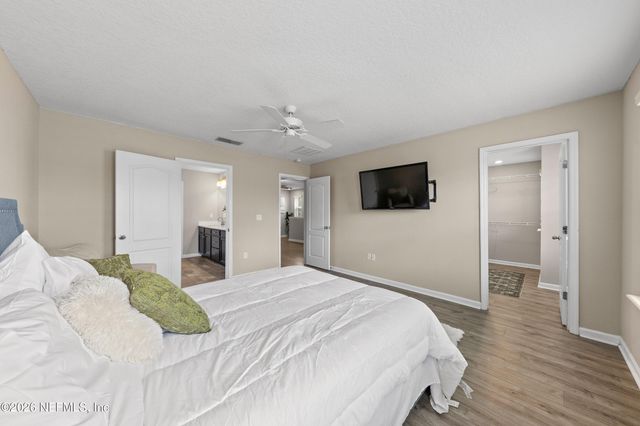 2678 CAROLINE HILLS Drive, Jacksonville, FL 32225