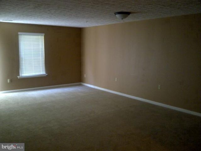 425 BUTTON WOODS RD, Elkton, MD 21921