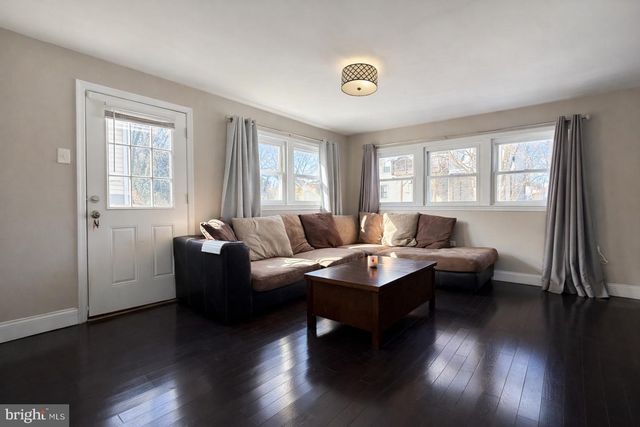 515 CAPITOL HEIGHTS BLVD, Capitol Heights, MD 20743