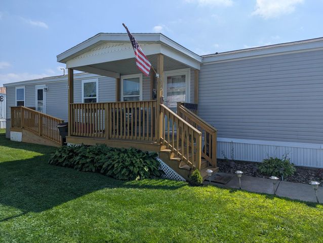 2721 WEST PARK Lane, Erie, PA 16506