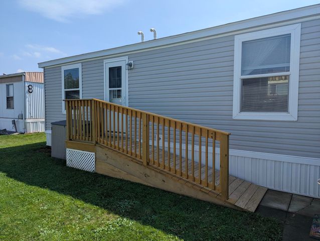 2721 WEST PARK Lane, Erie, PA 16506