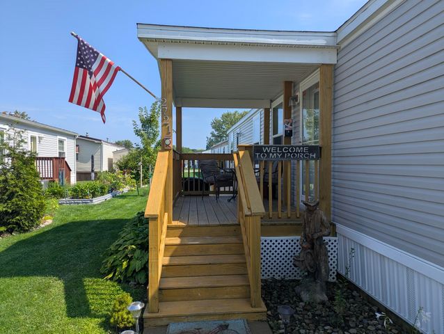 2721 WEST PARK Lane, Erie, PA 16506