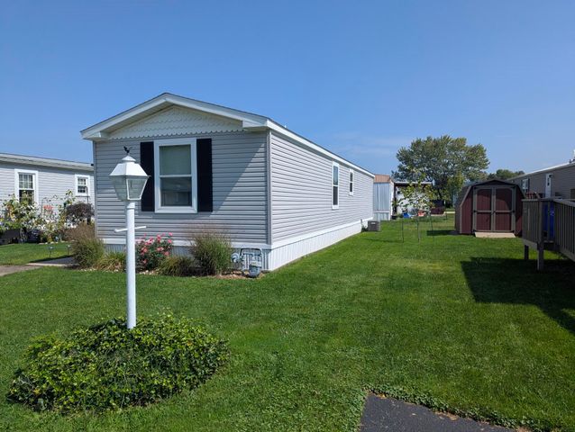 2721 WEST PARK Lane, Erie, PA 16506