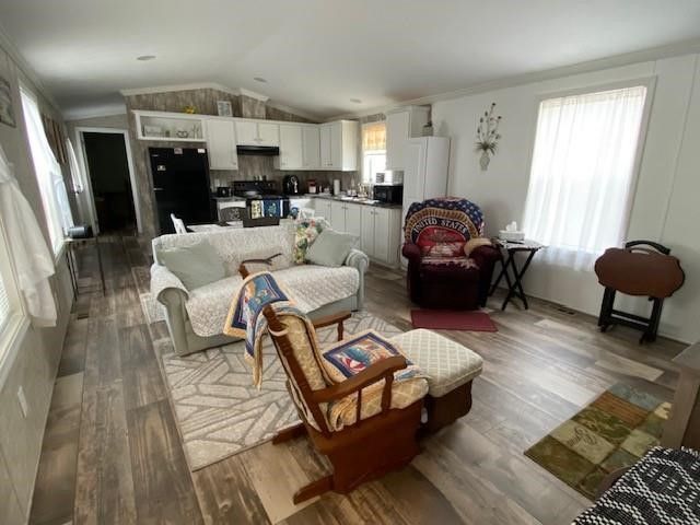2721 WEST PARK Lane, Erie, PA 16506