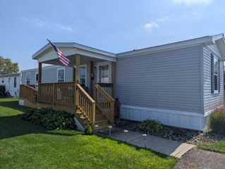 2721 WEST PARK Lane, Erie, PA 16506