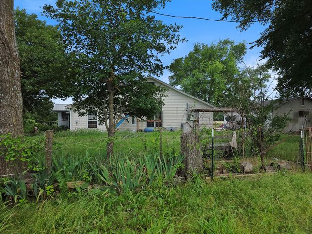 1917 County Road 1144, Miller Grove, TX 75472