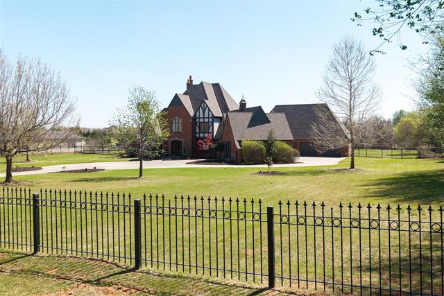 1248 W SW 59th Street, Mustang, OK 73064