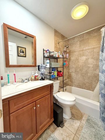 955 DALY ST, Philadelphia, PA 19148