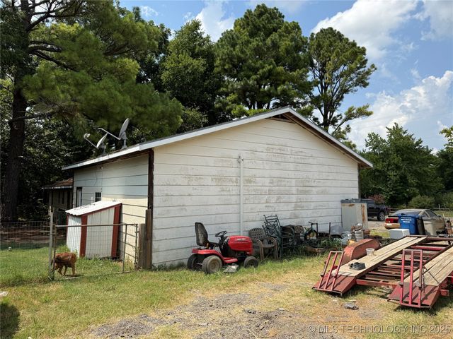 14480 E 400 Road, Claremore, OK 74017