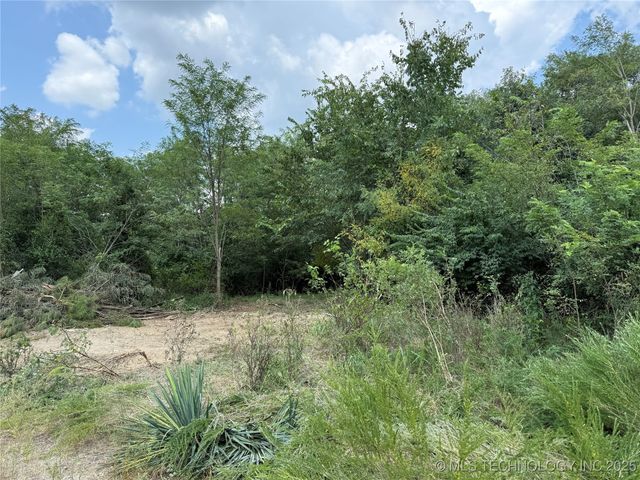 14480 E 400 Road, Claremore, OK 74017