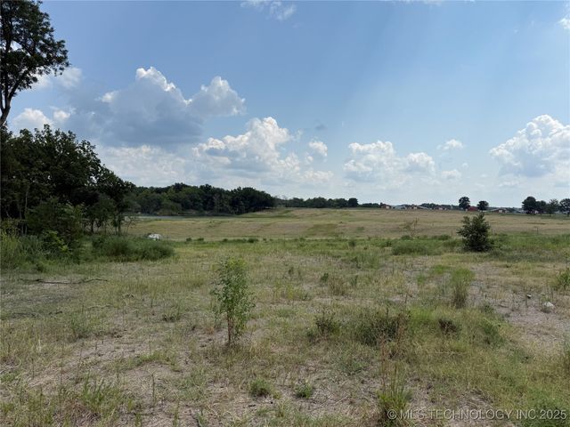 14480 E 400 Road, Claremore, OK 74017