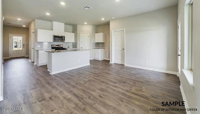 1503 Colonel Ridge, New Iberia, LA 70560
