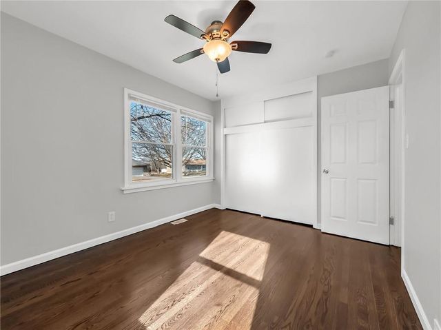 1219 N Atherton Road, Independence, MO 64056