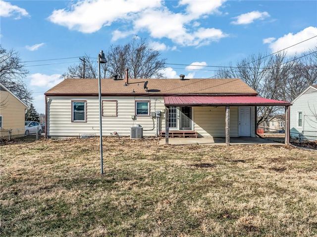 1219 N Atherton Road, Independence, MO 64056