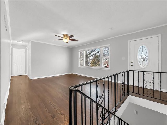 1219 N Atherton Road, Independence, MO 64056