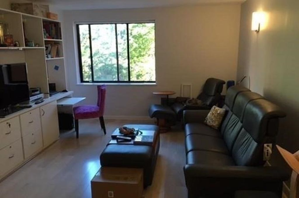 1933 Commonwealth 405, Boston, MA 02135