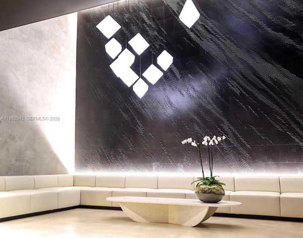 151 SE 1 St PH 10, Miami, FL 33131