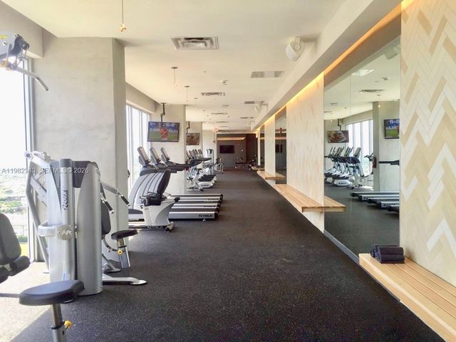 151 SE 1 St PH 10, Miami, FL 33131