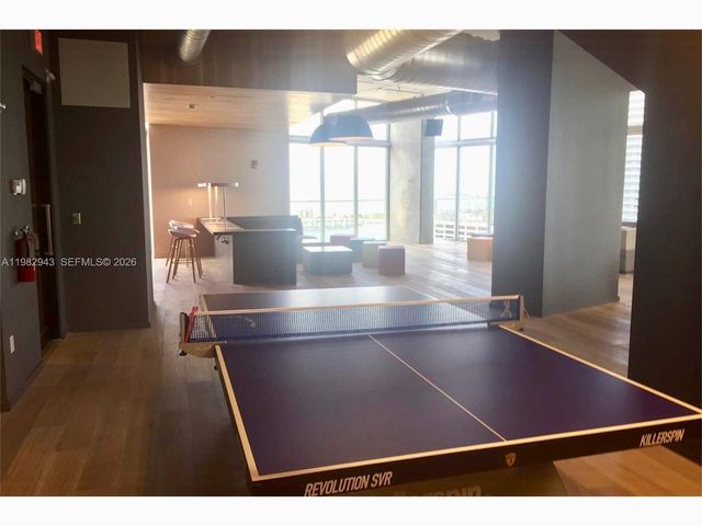 151 SE 1 St PH 10, Miami, FL 33131