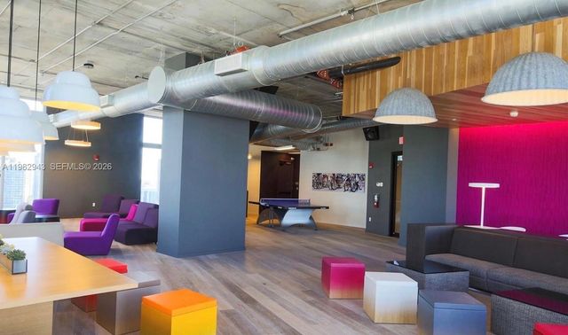 151 SE 1 St PH 10, Miami, FL 33131