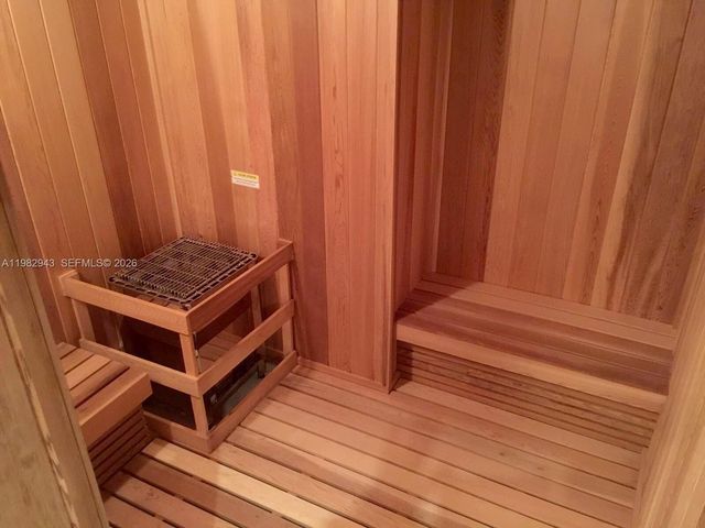 151 SE 1 St PH 10, Miami, FL 33131