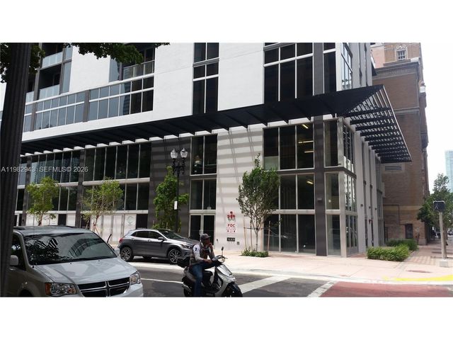 151 SE 1 St PH 10, Miami, FL 33131