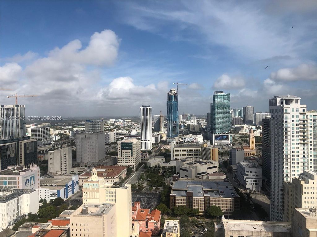 151 SE 1 St PH 10, Miami, FL 33131