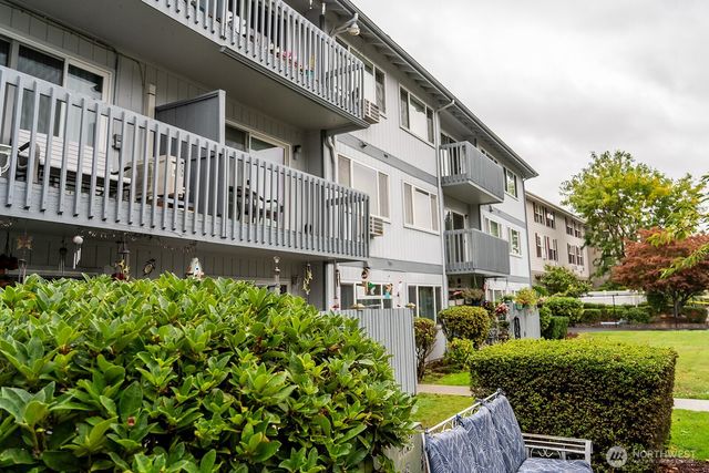 2005 Tibbetts #213, Longview, WA 98632