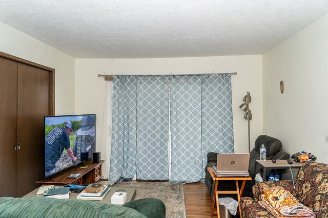 2005 Tibbetts #213, Longview, WA 98632