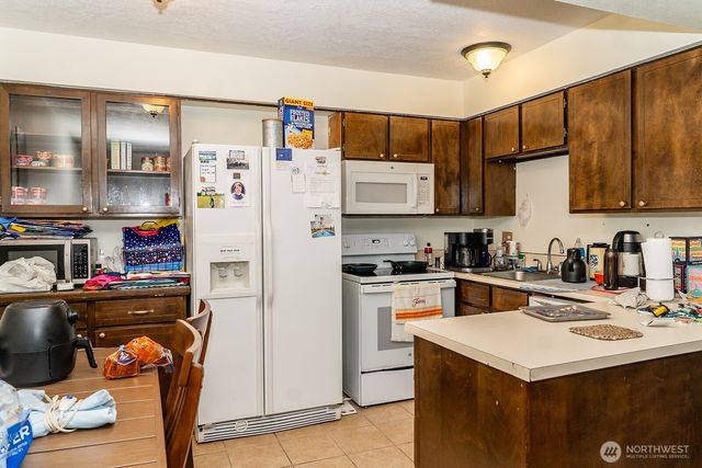 2005 Tibbetts #213, Longview, WA 98632