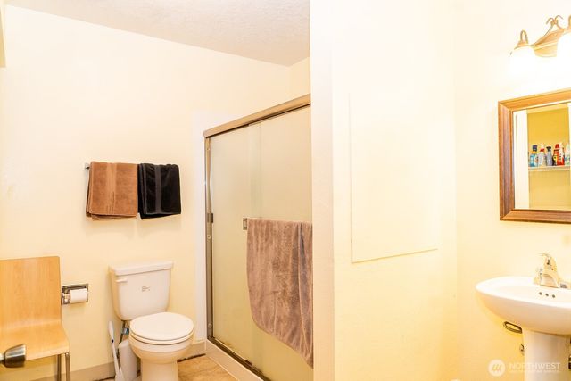 2005 Tibbetts #213, Longview, WA 98632