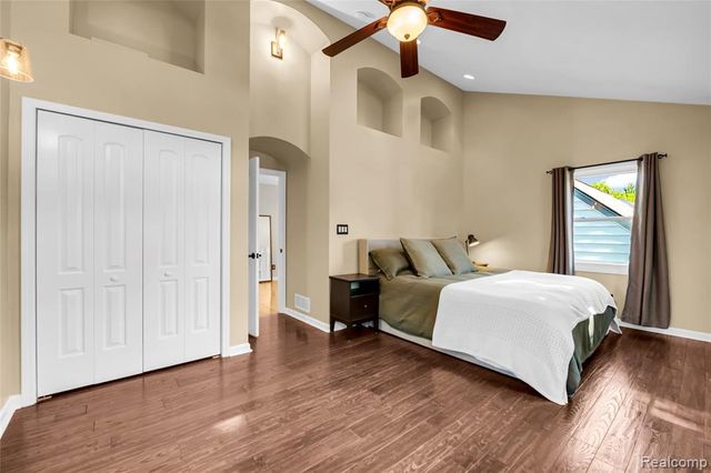 3825 Elmhurst Avenue, Royal Oak, MI 48073