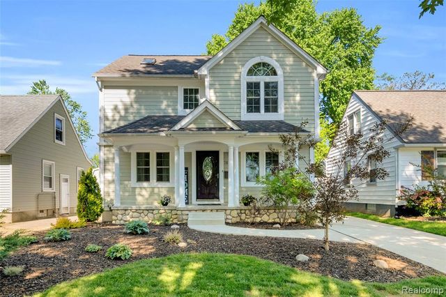 3825 Elmhurst Avenue, Royal Oak, MI 48073